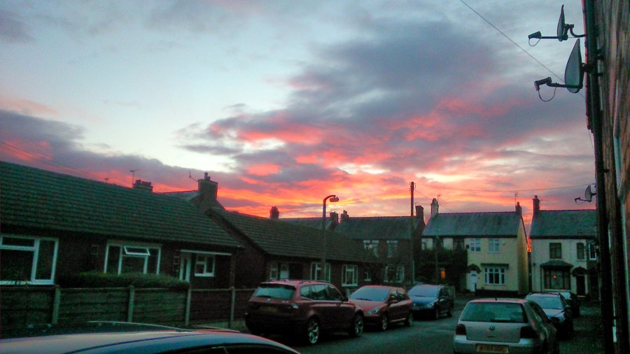 #WitchyWednesday Walking Between Worlds at SpookyMrsGreen.com mindful parenting and modern pagan lifestyle blog.