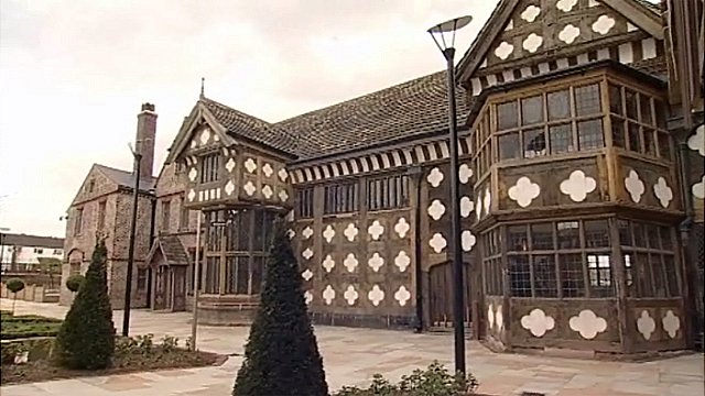 Image of a haunted house from the Tudor period. Ghost Hunter Diaries: Ordsall Hall, Salford, Greater Manchester, UK visited by Catherine Green ghost hunter at SpookyMrsGreen.com mindful parenting and modern pagan lifestyle blog.