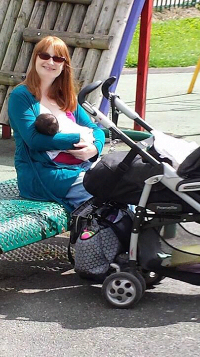 Catherine Breastfeeding in the Park SpookyMrsGreen Housewife at SpookyMrsGreen.com mindful parenting and modern pagan lifestyle blog.