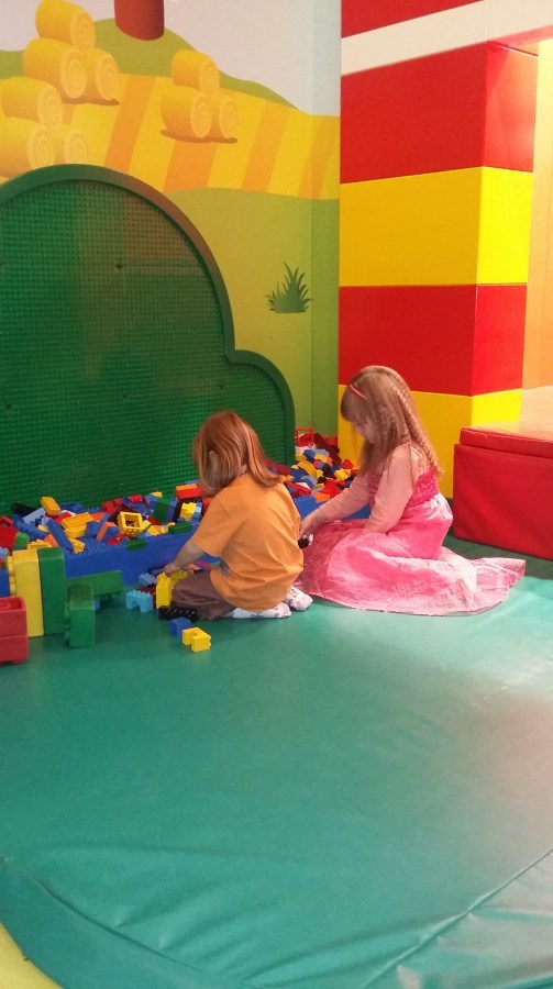 #MummyMonday LEGOLAND Discovery Centre Manchester with SpookyMrsGreen.com mindful parenting and modern pagan lifestyle blog.