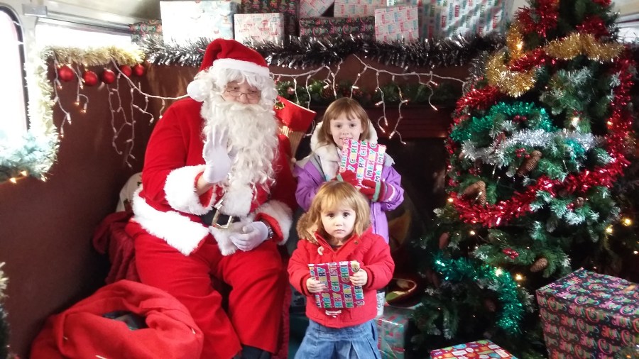 #MummyMonday Visiting Santa Claus in Middlewich, Cheshire @SpookyMrsGreen Catherine Green of SpookyMrsGreen.com mindful parenting and modern pagan lifestyle blog.
