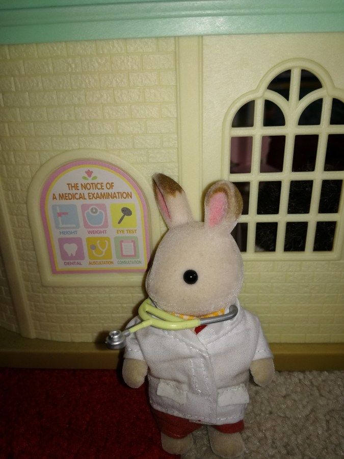 #ToyReview Sylvanian Families Country Clinic reviewed by SpookyMrsGreen.com mindful parenting and modern pagan lifestyle blog.