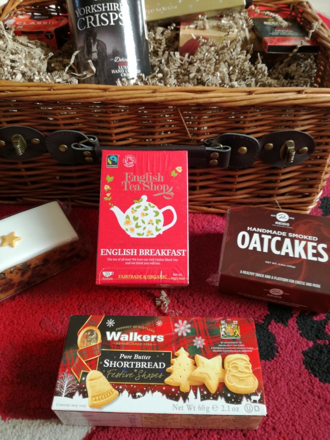 #ProductReview Prestige Hampers for Christmas Gifts reviewed by SpookyMrsGreen.com mindful parenting and modern pagan lifestyle blog.