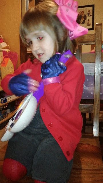 #ToyReview Disney Vampirina Spookylele Ukelele toy reviewed by SpookyMrsGreen.com mindful parenting and modern pagan lifestyle blog.