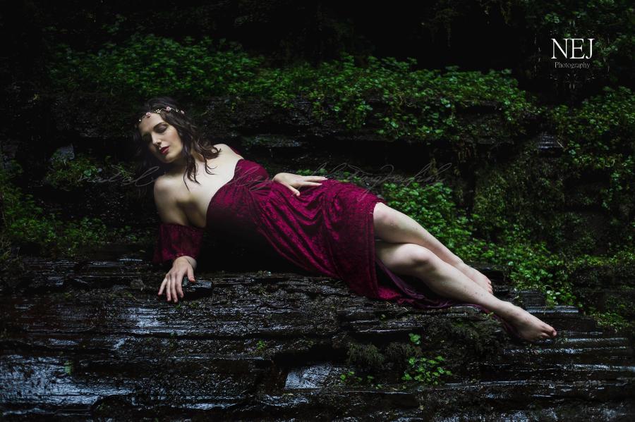 #WitchyWednesday Feel Your Feelings Article. Image Credit NEJ Photography. Article by Catherine Green for SpookyMrsGreen.com mindful parenting and modern pagan lifestyle blog.