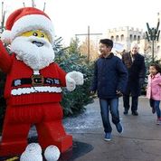 #MummyMonday Santa Claus made from LEGO at LEGOLAND Windsor Resort affiliated with SpookyMrsGreen.com mindful parenting and modern pagan lifestyle blog.