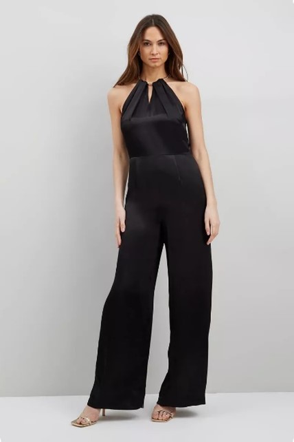 Wallis Women's Clothing, Women's Fashion, affordable fashion. Affiliated with SpookyMrsGreen.com mindful parenting and modern pagan lifestyle blog.