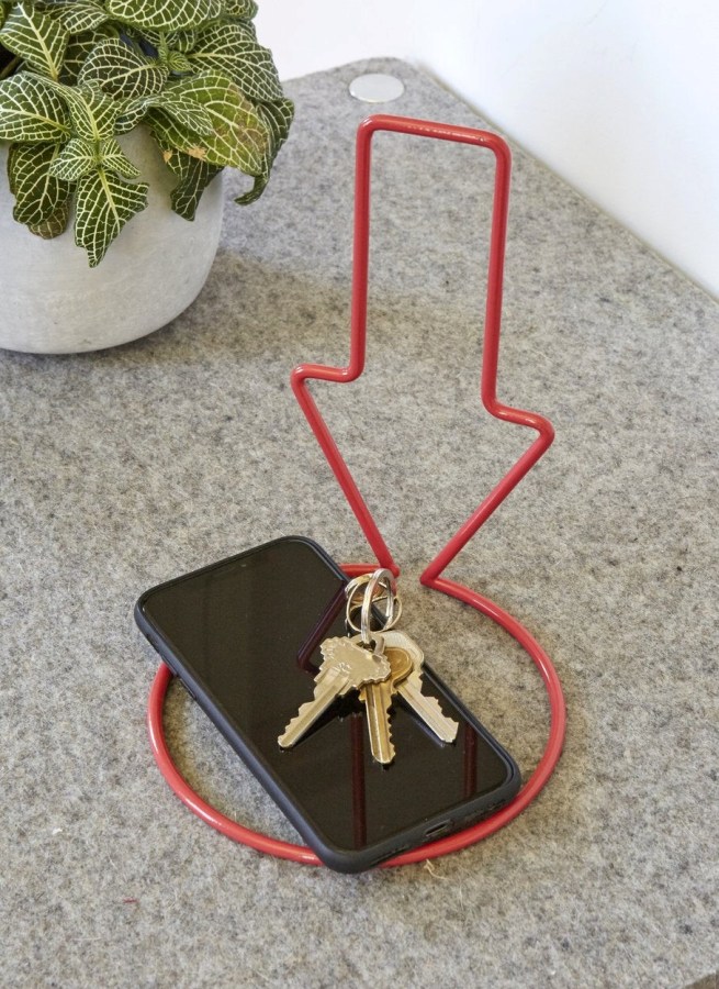 Find Me Arrow keys and phone storage solution from Kikkerland affiliated with SpookyMrsGreen.com mindful parenting and modern pagan lifestyle blog.