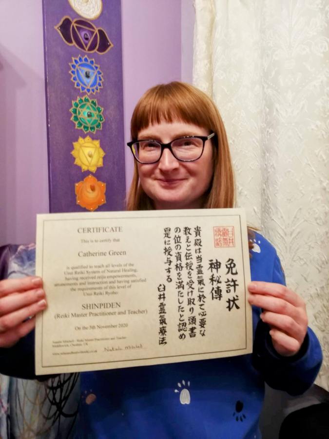 Image of Reiki Master Practitioner Catherine Green from Goldstone Reiki chakra healing energy healing mind body spirit.